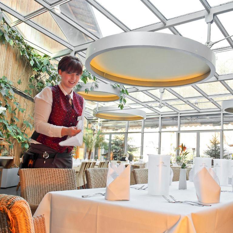 Hotel Forsthaus Gruena Betreiber Gmbh Хемниц Экстерьер фото